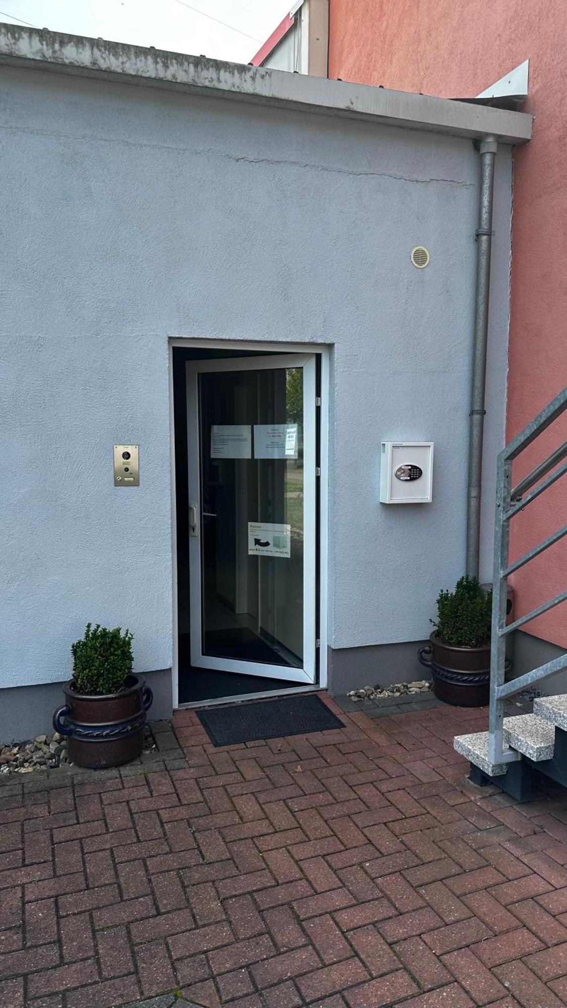 Messe Motel Laatzen Extérieur photo