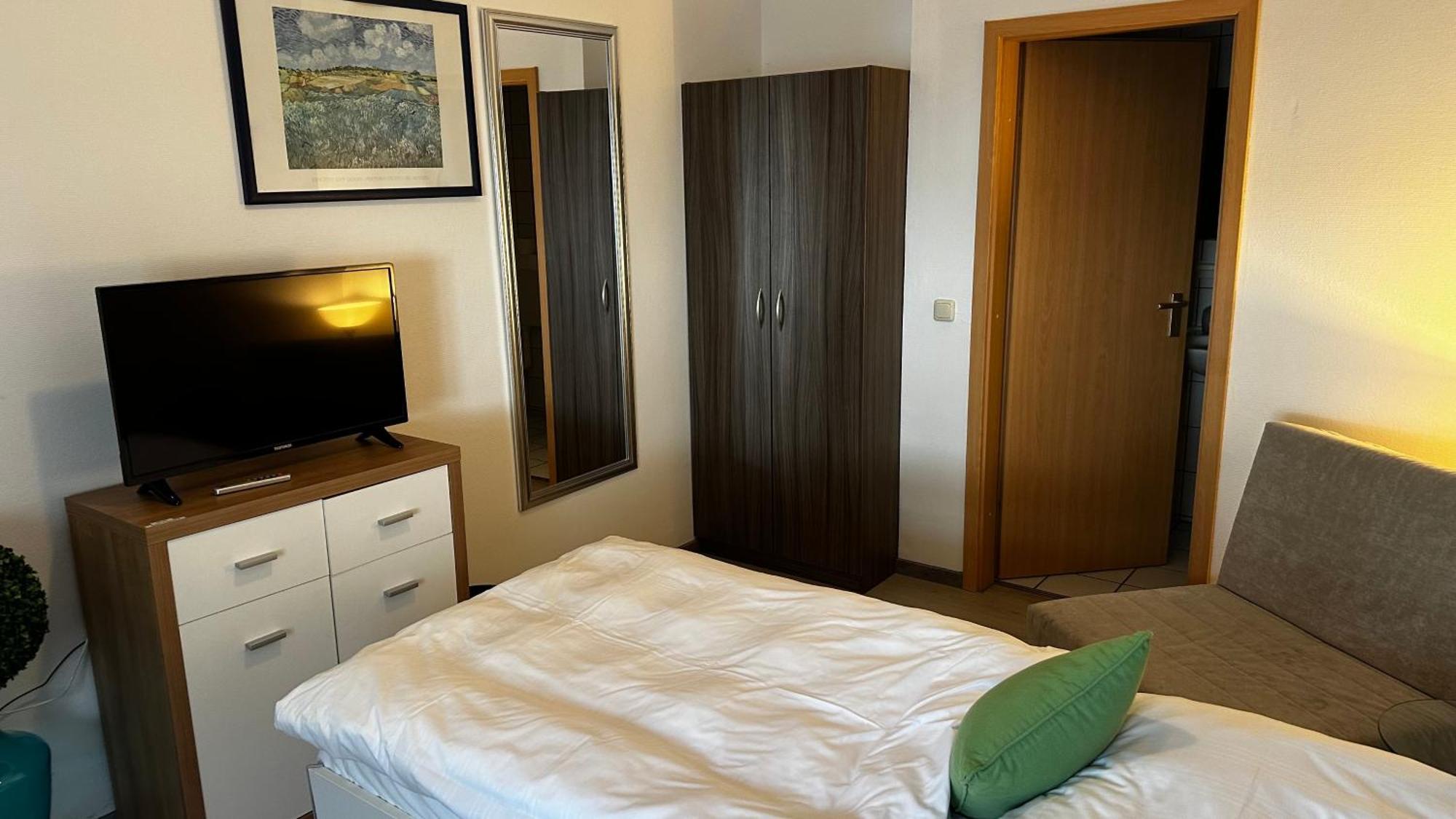 Messe Motel Laatzen Extérieur photo