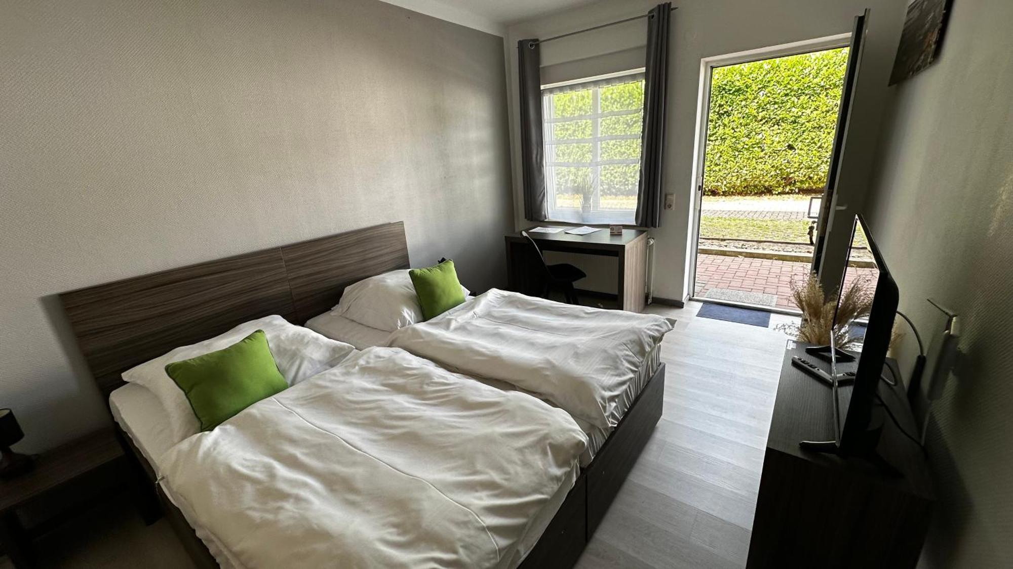 Messe Motel Laatzen Extérieur photo